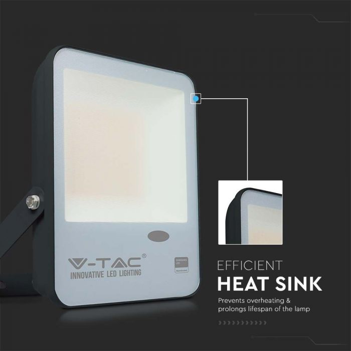 V-TAC VT-37 30W LED Floodlight with Photocell Sensor – Samsung Chip 6500K IP65 Black