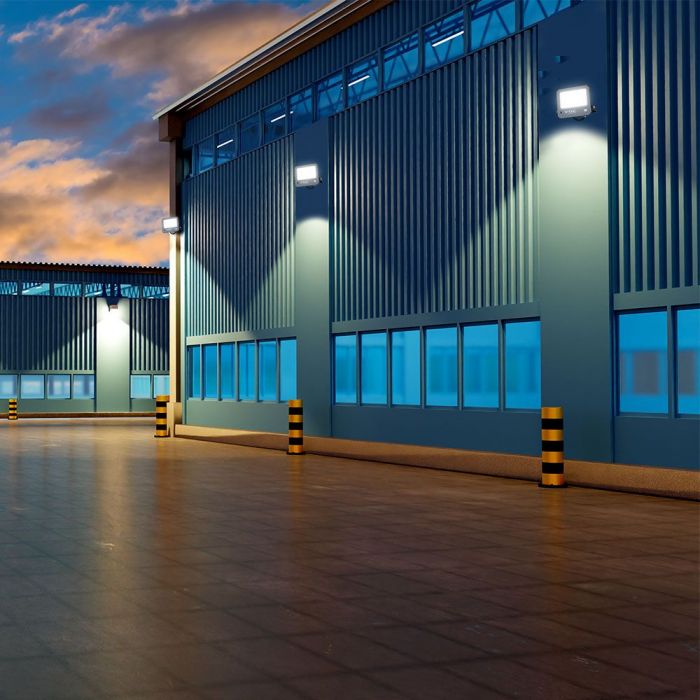 V-TAC 50W LED Floodlight VT-44052 – Samsung Chip, Photocell Sensor, IP65 6500K Black