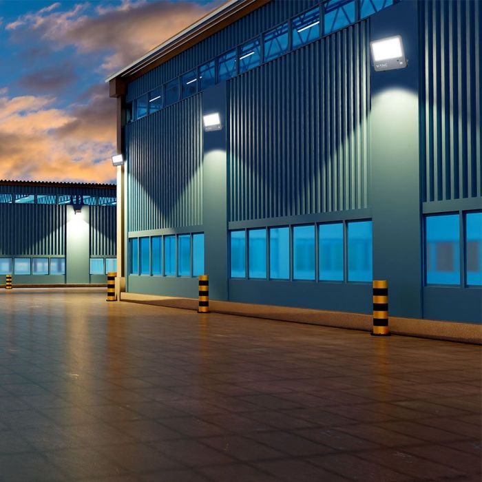 V-TAC 100W LED Floodlight VT-44103 – Samsung Chip, Photocell Sensor, IP65 6500K Black