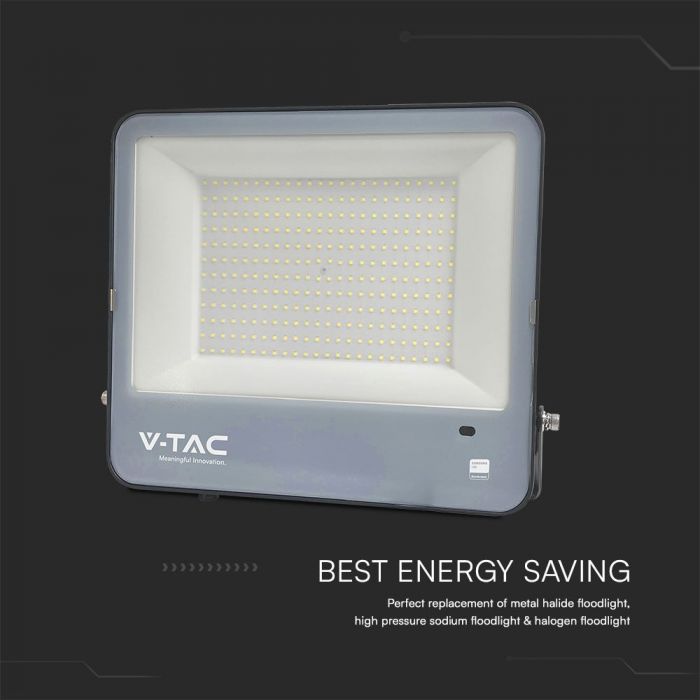 V-TAC 200W LED Floodlight with Photocell Sensor – Samsung Chip – IP65 – 6500K – Black – VT-44203