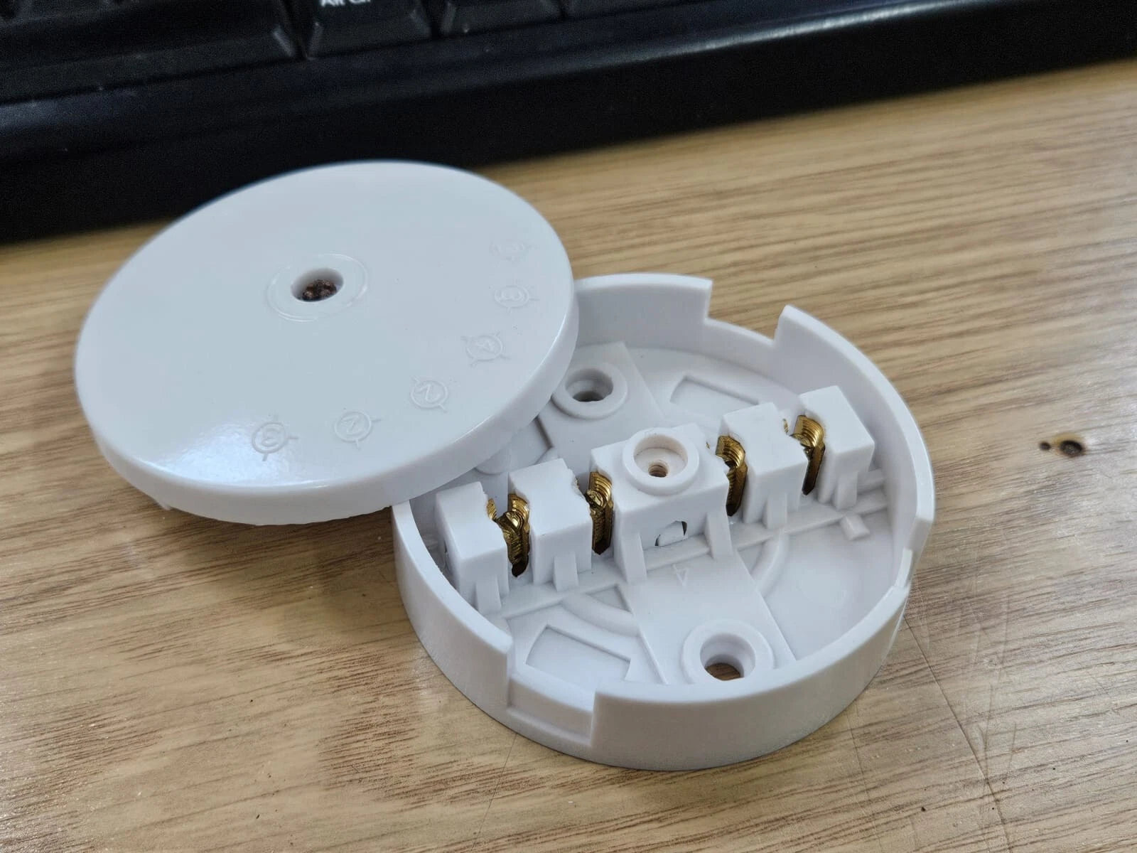 10x SMJ 20A 4 Terminal Junction Boxes 250V Cable Connector – UK Stock Fast