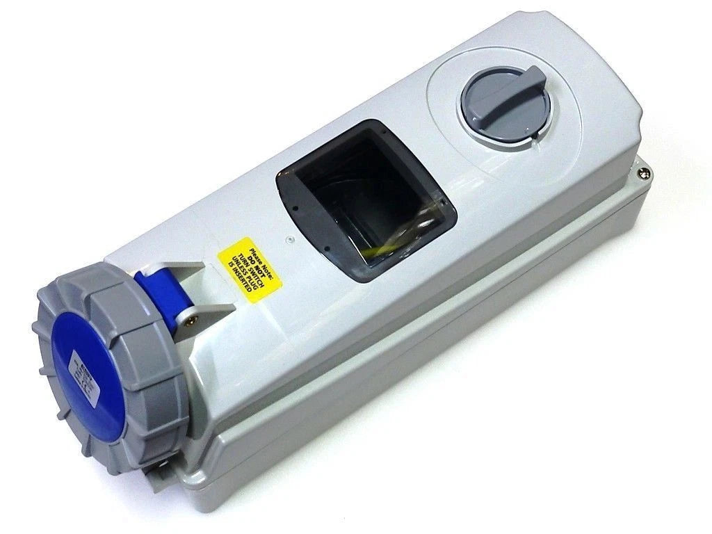 ESR IP67 63A 2 Pin + Earth Industrial Switched Interlock Socket 200V - 250V