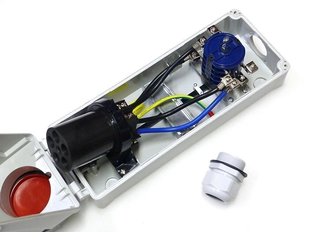 ESR IP67 63A 5P 415V Industrial Switched Interlock Socket 3 Pin+N+Earth 3P+N+E