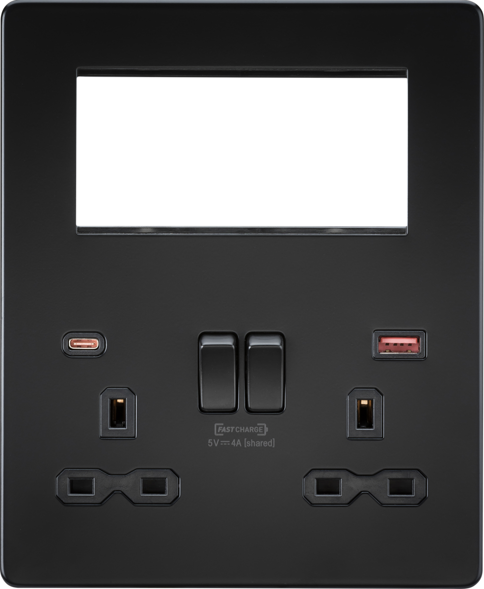 Knightsbridge Screwless Small Multimedia Combination Plate with FASTCHARGE
