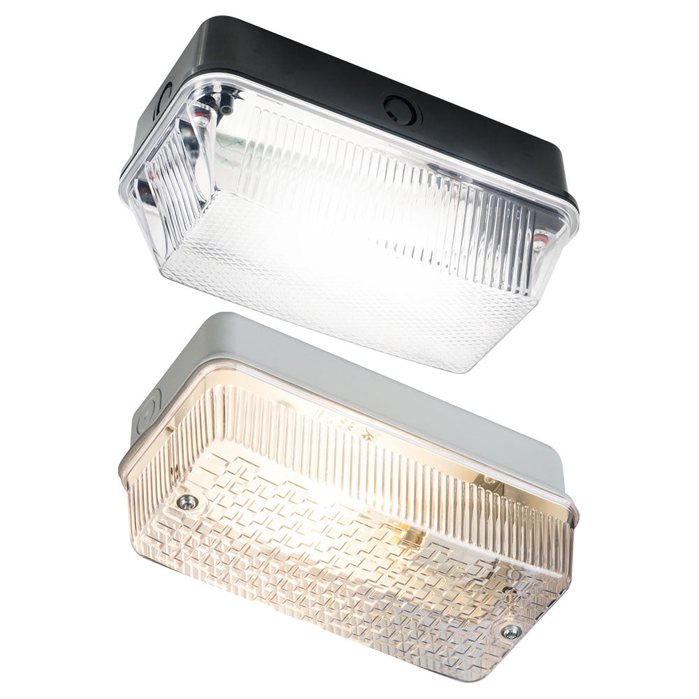 Knightsbridge 230V IP65 100W (BC) B22 Bulkhead with Clear Prismatic Diffuser and Aluminium Base