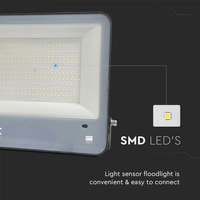 V-TAC 150W LED Floodlight VT-44153 – Samsung Chip, Photocell Sensor, IP65 – 6500K Black