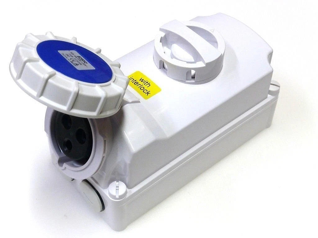 ESR IP67 Industrial Switched Interlock Socket Blue 2 Pin + Earth 16A