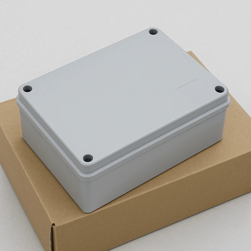 IP56 Weatherproof Junction Box 150x110x70mm Plain Sides Outdoor Enclosure